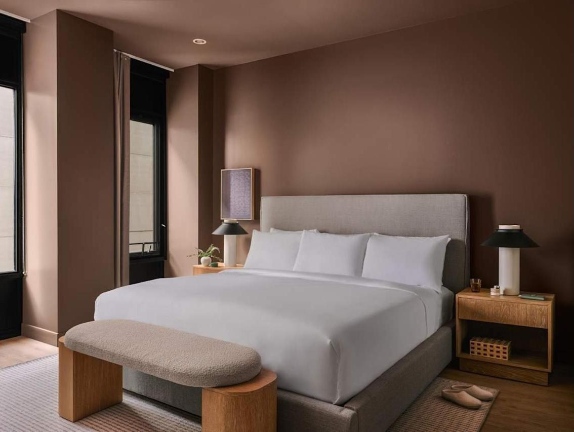 Sonder Onterie — Hotel interior design in Chicago, IL