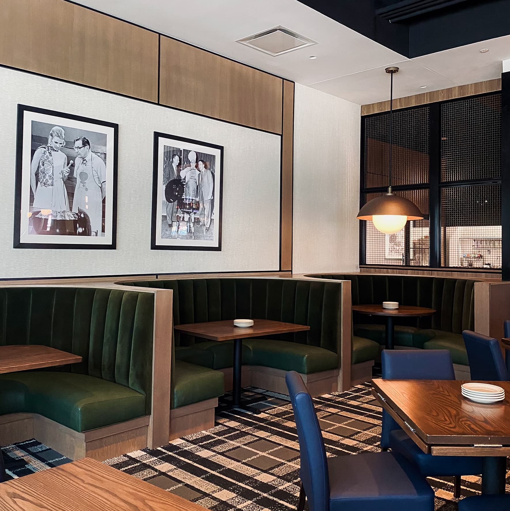 The Weber Grill — Restaurant interior design in Orland Park, IL