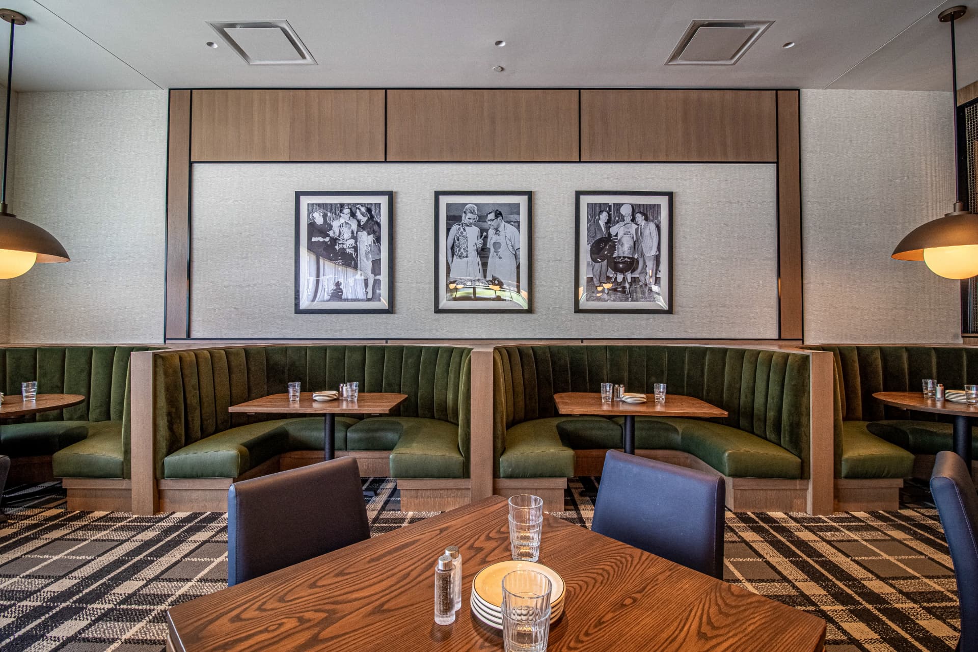 The Weber Grill — Restaurant interior design in Orland Park, IL