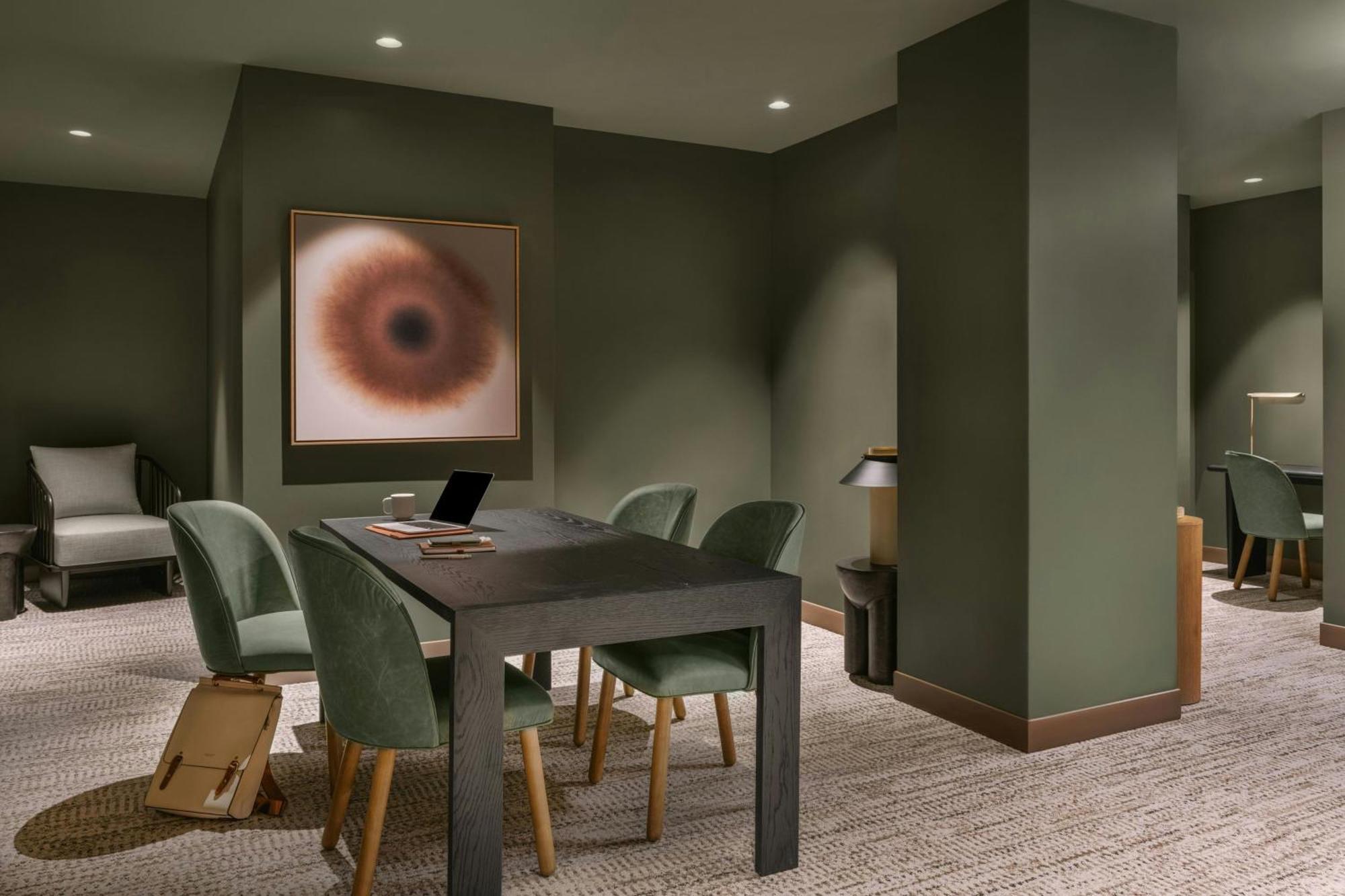 Sonder Onterie — Hotel interior design in Chicago, IL