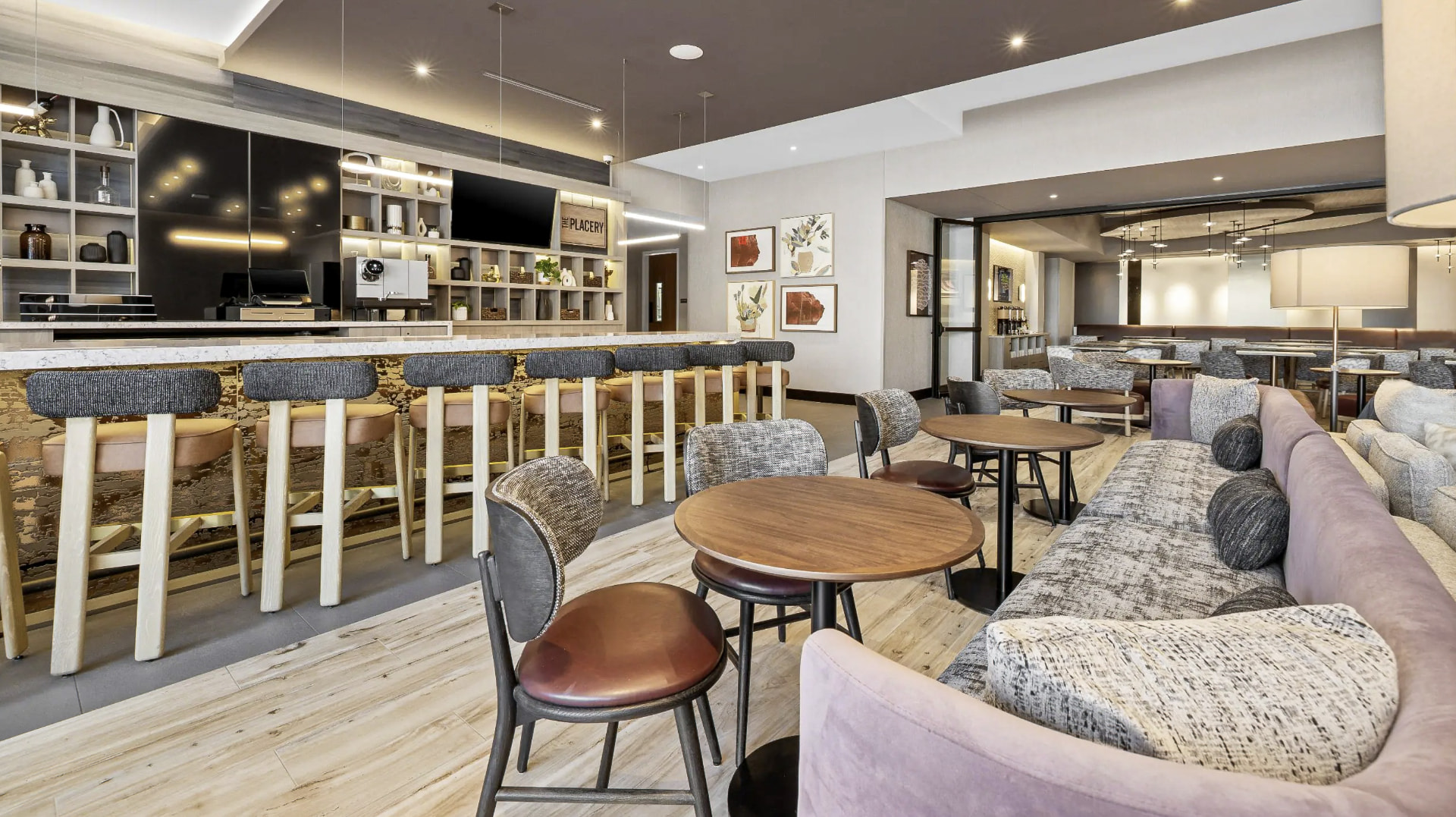 Hyatt Place – Rapid City — Hotel — 117 Keys interior design in Rapid City, SD